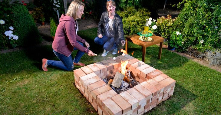 pkdhillon08's tweet photo. Tutorial: make your own barbecue fire pit, a fantastic addition to your garden: https://t.co/r4k79hJLLO by #Climate_ch via @c0nvey https://t.co/p5PtT6qMLk
