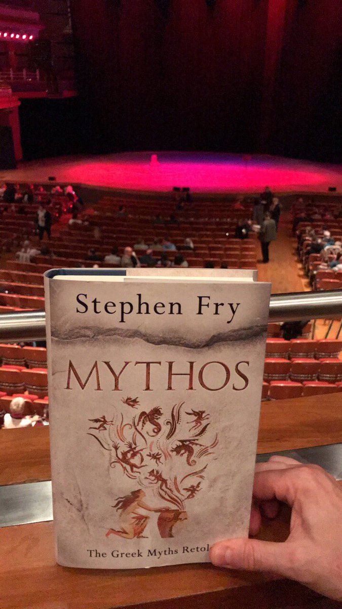 MoniaMontieri's tweet photo. @stephenfry  excellent show in Birmingham last night. Thanks ��� https://t.co/yyv7N6e2q5