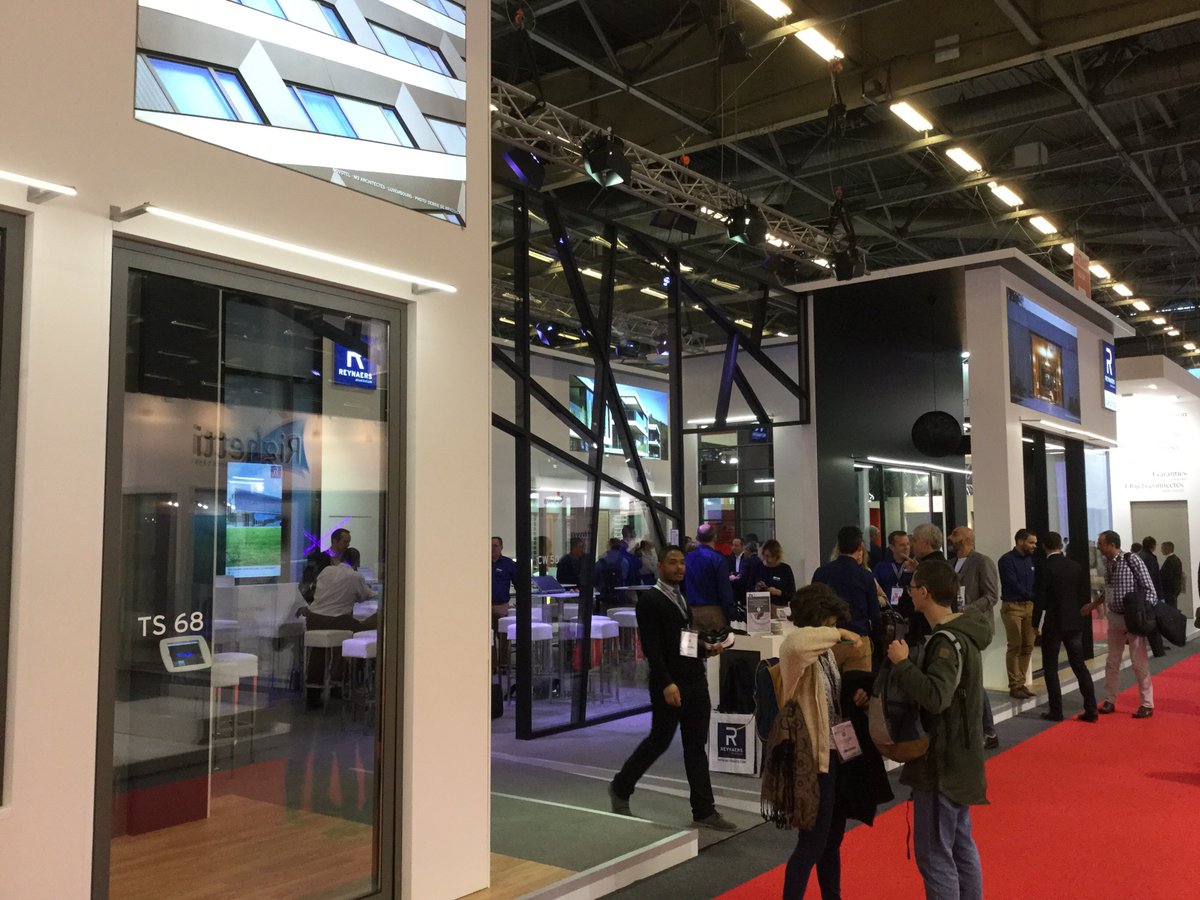 REYNAERS_FRANCE's tweet photo. C'est parti pour une troisième journée @Batimat https://t.co/2F99BBotyK