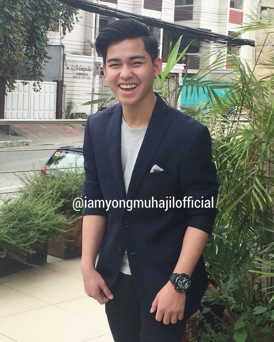 iamyongm_'s tweet photo. Choose kindness and laugh often 😁😁😁

https://t.co/LjsU5fxI9g https://t.co/PGudMtFVW2