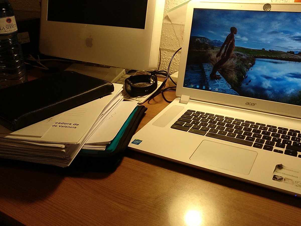 EnriqueVteMM's tweet photo. Pase lo que pase, me siento satisfecho de mi esfuerzo 😉#opocompi #opositora#opomotivacion #oposiciones #study #oporutina #sobreviviraopositar #24h #studygram #concurseira #opositar #oposiciones2017 #solonecesitouna #studymotivation #oporoom #studyspo #studyhard #studytime https://t.co/svpv9ediaa