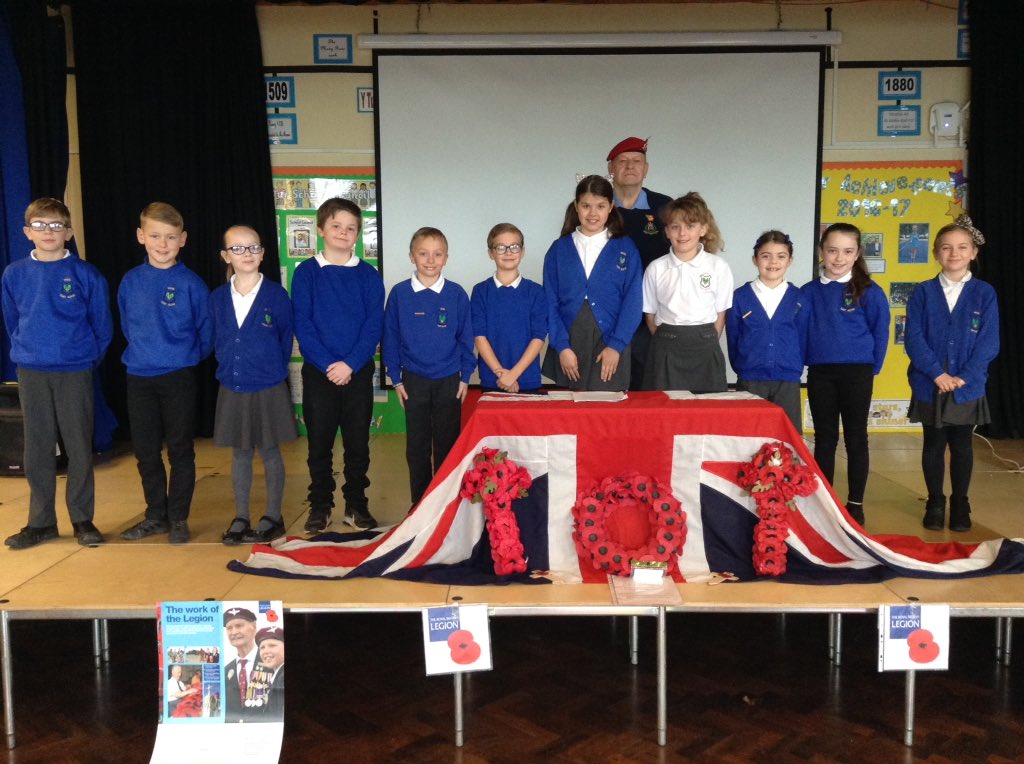 YsgolSantElfod's tweet photo. We had a #RemembranceAssembly this morning with Mr Martin from @PoppyLegion https://t.co/EUFCyLg0En
