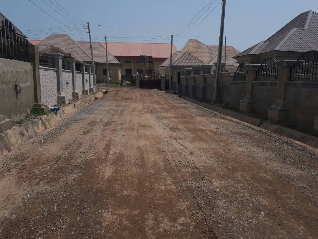 PisonProperty tweet picture