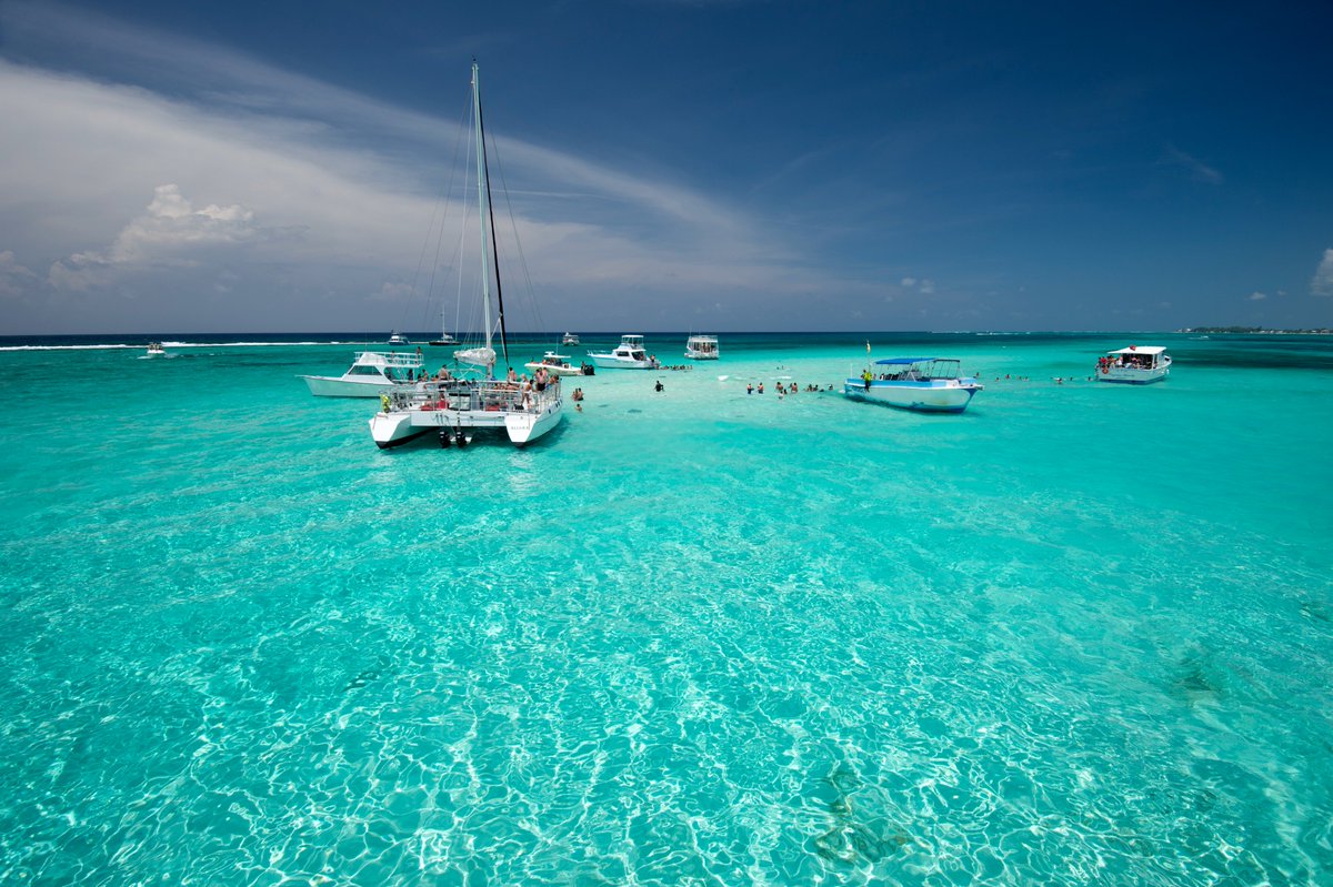TCworldwide's tweet photo. Set sail to the Caribbean with Carnival Cruise and discover endless fun in the sun onboard and onshore! https://t.co/nLjKjweZ5F