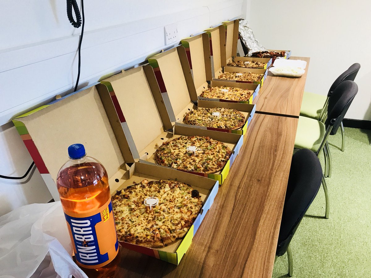 @UofGmeLAB 
We had wonderful pizzas in meLAB group meeting！