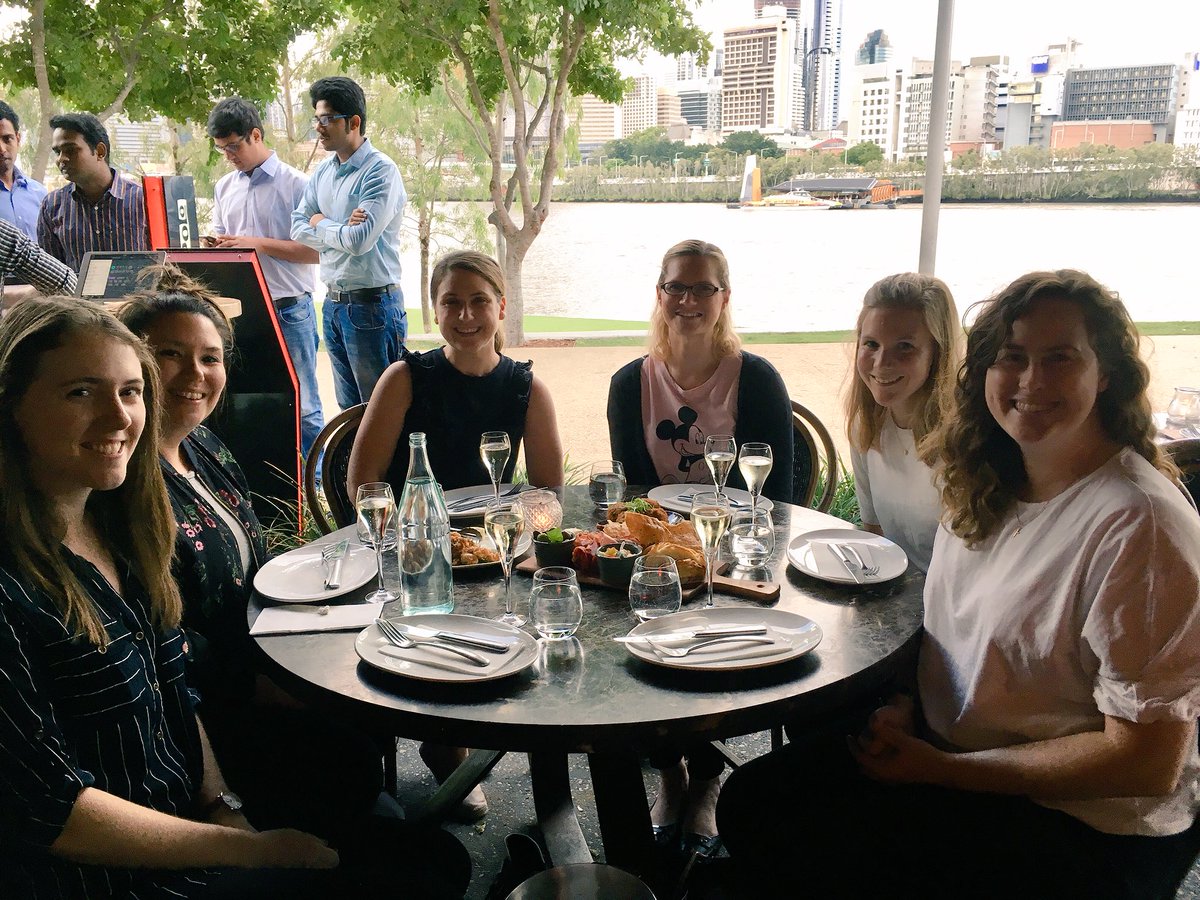 erinbrown12's tweet photo. A phd is a marathon... find your cheer squad and keep them close. Congrats @Hayley_mariew! #phdlife #phdfriends #afterworkdinner https://t.co/vLcj71FUN6