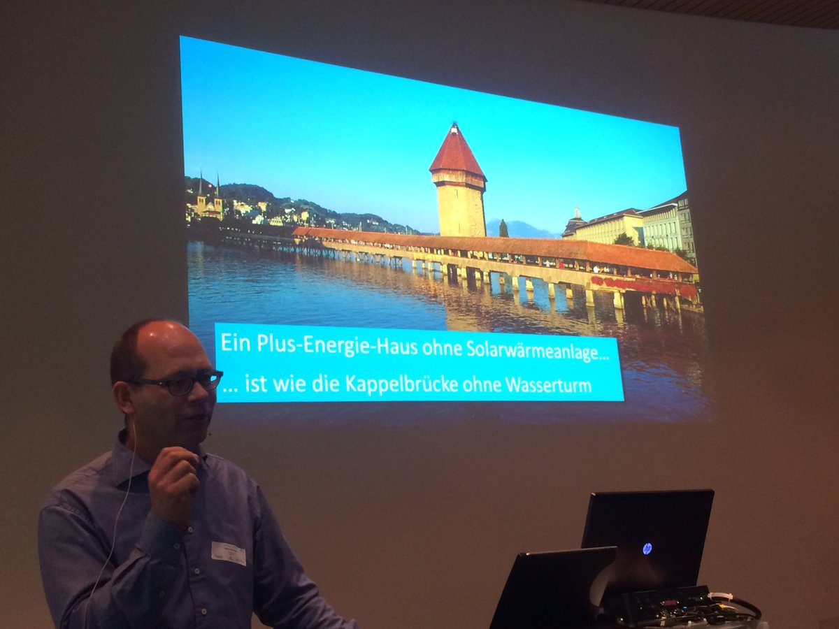 swissolar_d's tweet photo. Genau so ist es! Adrian Kottmann von BE Netz AG an der #SWT17 https://t.co/CwQeR0nH0B