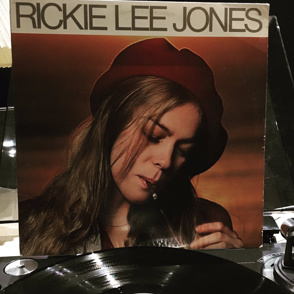 WFPK's tweet photo. "The Duchess of Coolsville" turns 63 today. #VinylLust https://t.co/gZtjrLahcc
