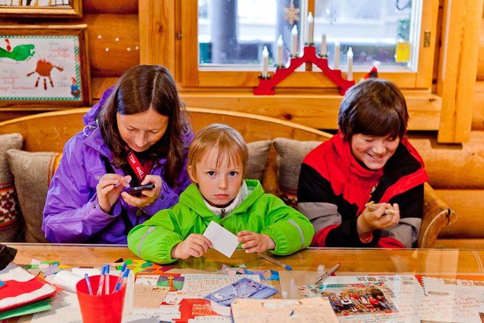 #Finland #Lapland - it's time to plan a trip to #Rovaniemi with kids to see #SantaClaus or #Joulupukki! In our review - ideas of things to see and do, winter and summer activities for a family vacation in Finnish #Lapland: familywithkids.com/finland/en/rev…