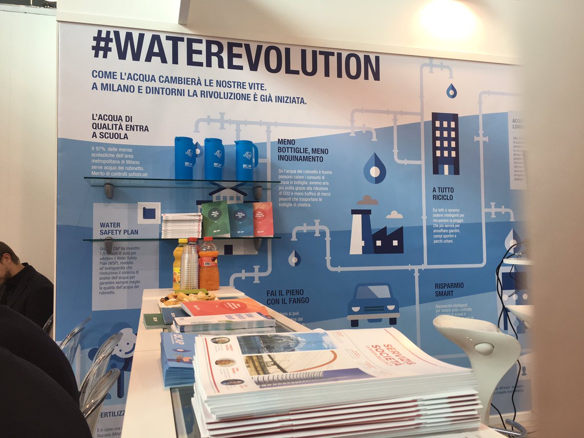 lifegate's tweet photo. Tutta la flotta aziendale a biometano. Matteo Colle di @gruppocap rivela uno degli l'obiettivi di #Biometanow con @fcagroup a #Ecomondo2017 https://t.co/G2CPW5X5F1