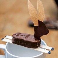 Süßer Hase auf der Tasse dlvr.it/PzrF9j