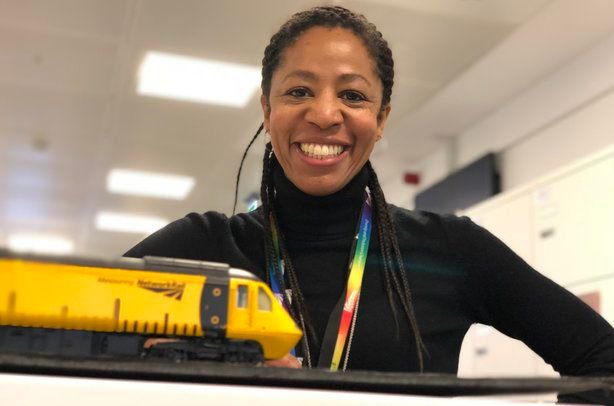 prweekuknews's tweet photo. So, you want my job? Media relations manager (campaigns), Network Rail: https://t.co/54Nw8QErZe #pr #comms https://t.co/OWzqNnPA5b