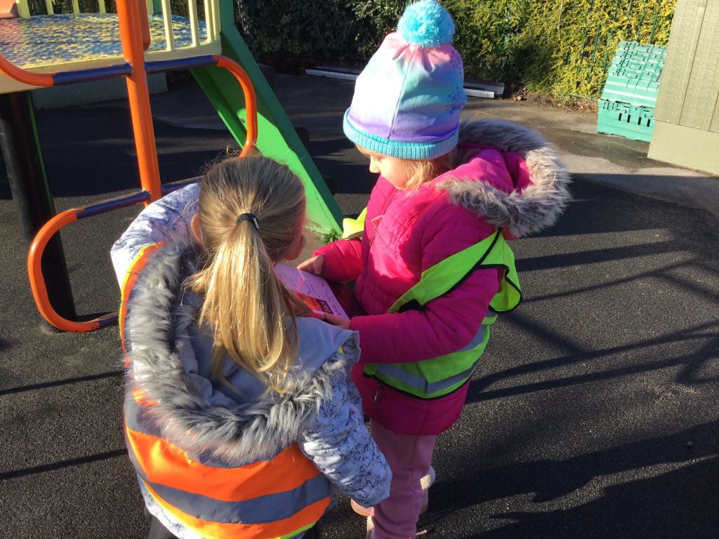 WMPrimaryF2's tweet photo. Foundation are working together to find colours and fill them in on the chart and count them. #Welovecolour #Supercounting @WMPrimaryY1 https://t.co/wjE4Yfm0Ps