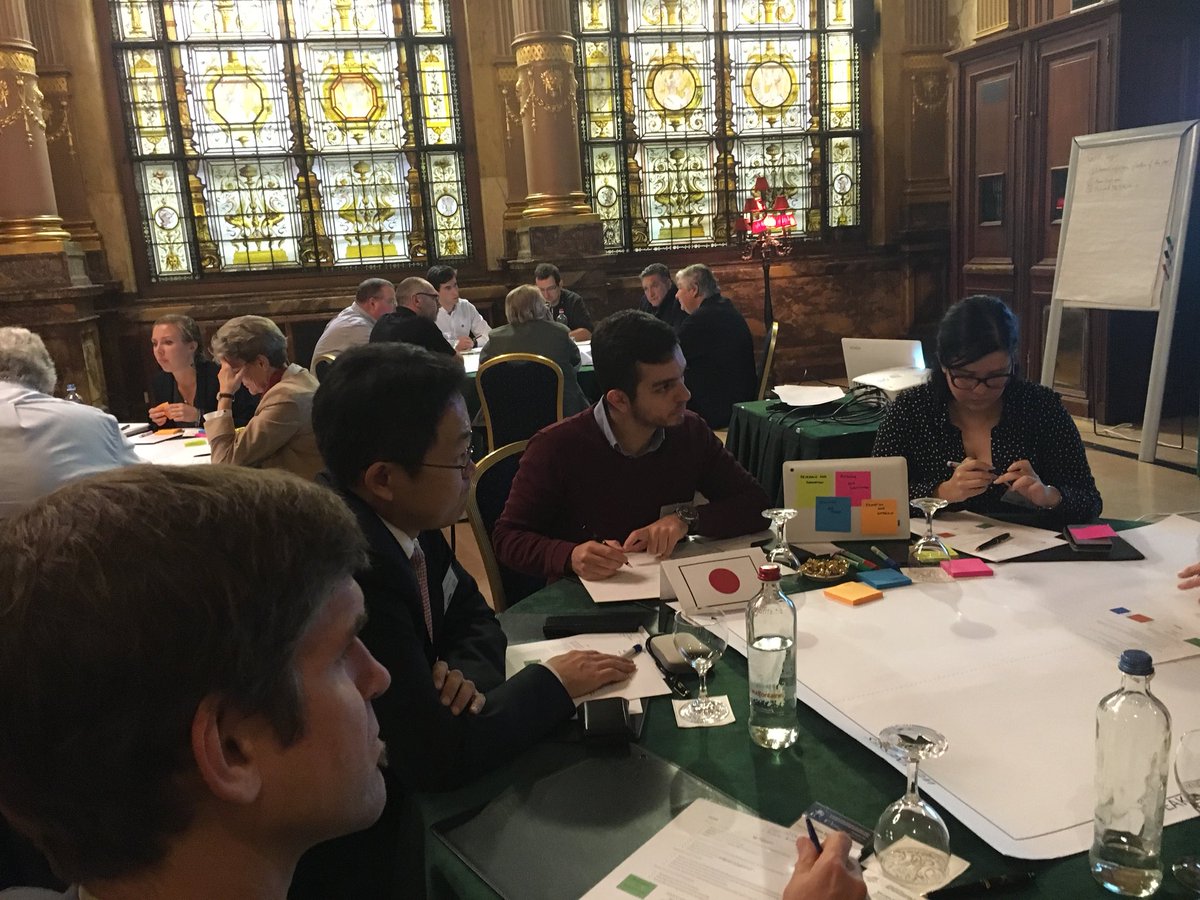 lapalmaresearch's tweet photo. #Intrawproject group exercise with advanced mining countries of 🇨🇦🇦🇺🇯🇵🇿🇦🇺🇸 great discussions on #RawMaterials cooperation #FutureofEurope #researchimpactEU @EU_ecoinno https://t.co/KEoWMxJTn3