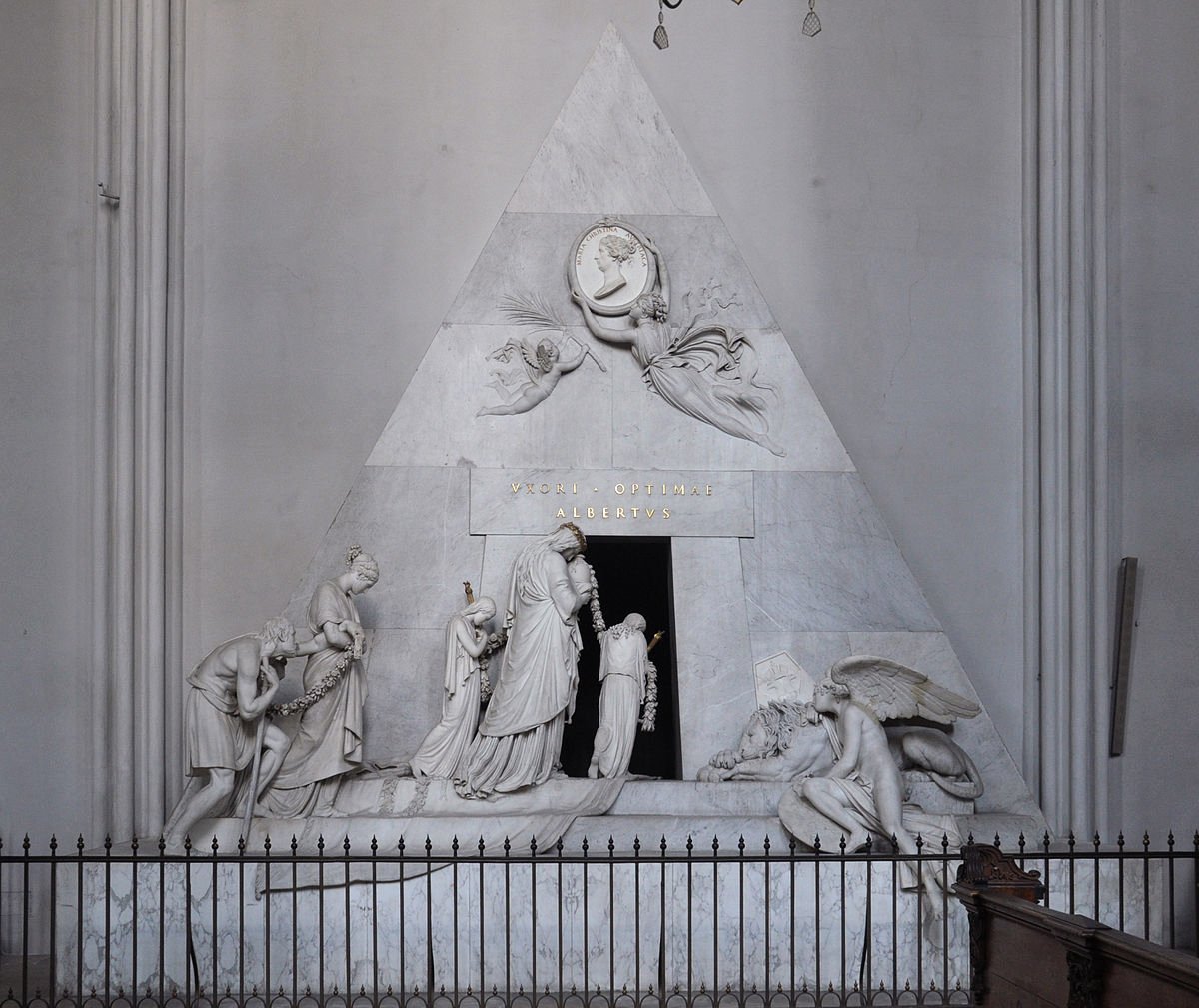 _whitedistrict_'s tweet photo. #Dettagli d'#arte: Le figure sono dolenti ma piene di dignità. Il silenzio impregnato di commozione. #Canova https://t.co/U7URiqr3cQ