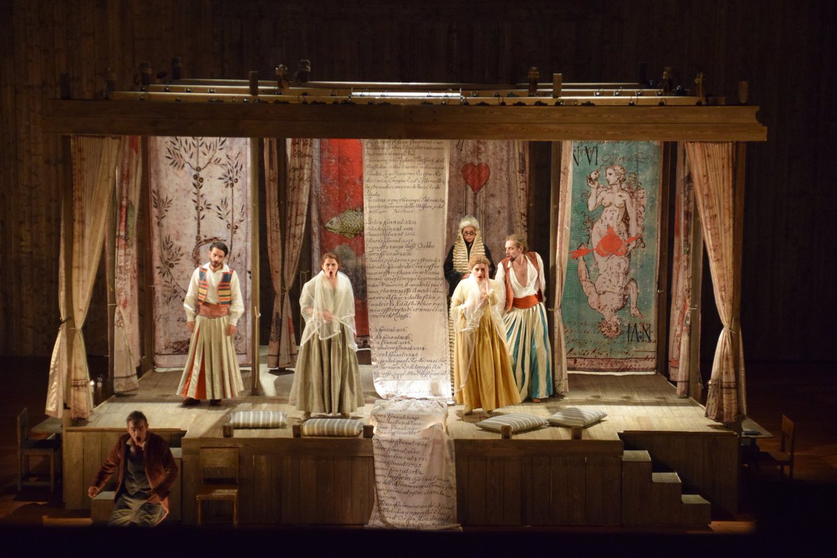 in bocca al lupo para todos!!!! esta noche "Cosi fan tutte" en la <a href="/OperaRoyal/">Opéra Royal du Château de Versailles</a> de Versailles!!! con les <a href="/mdlgrenoble/">Les Musiciens du Louvre - Marc Minkowski</a> :-)