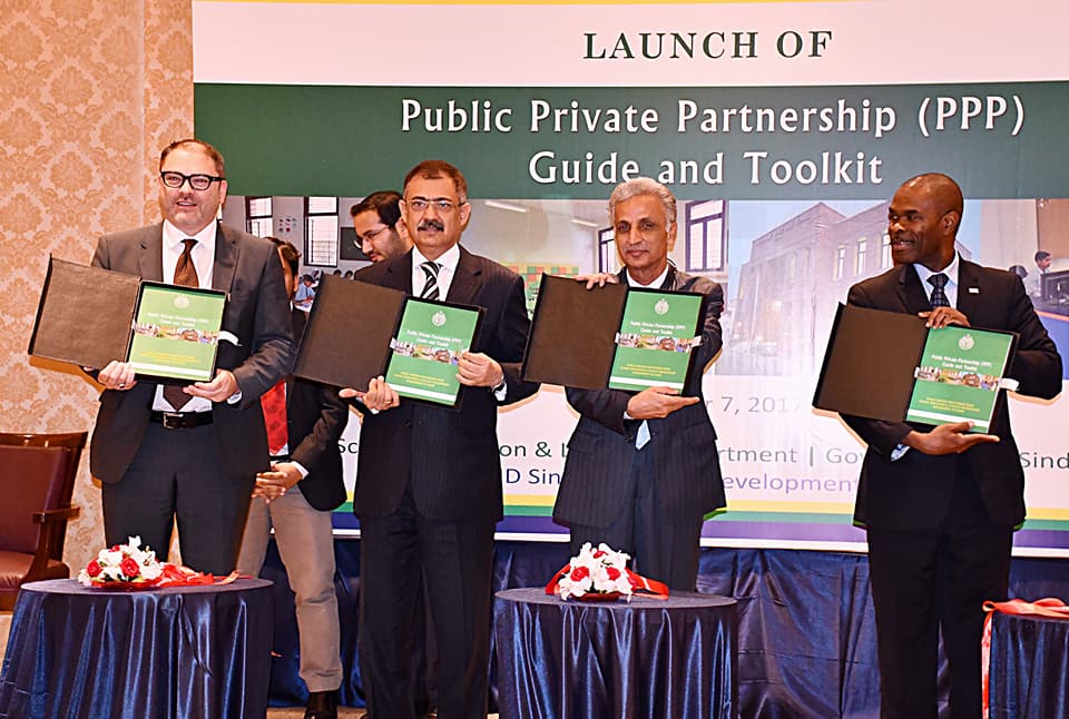 Edu Minister <a href="/JamMehtabDahar/">Jam Mehtab Dahar</a> &amp; Sec #Iqbal Durrani along with <a href="/USAID_Pakistan/">USAID Pakistan</a> officials launched "Public Private Partnership (PPP) Guide &amp; Toolkit" for Sindh Basic Education Program