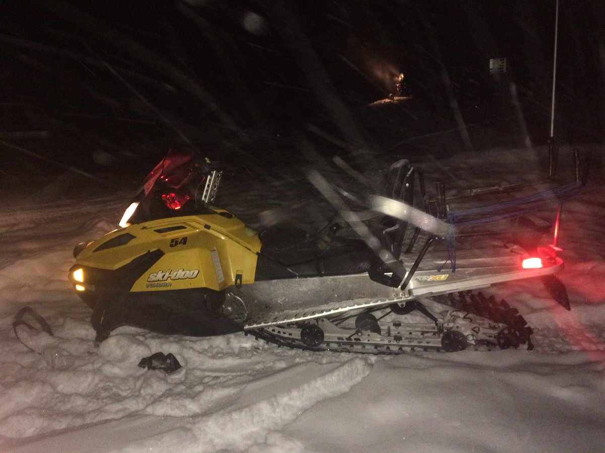 LooseGuy's tweet photo. Tonight’s whip, not the fastest,not the most stable but if the electric hand warmers work....she’s golden. https://t.co/E4BN74iBAo