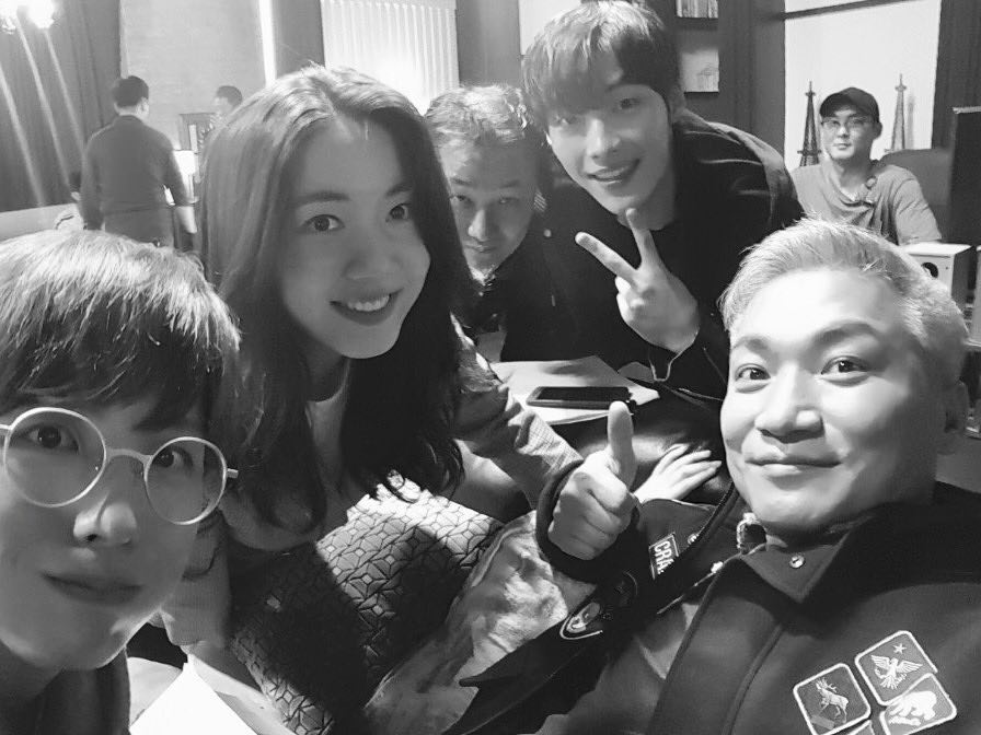 우도환_b tweet media