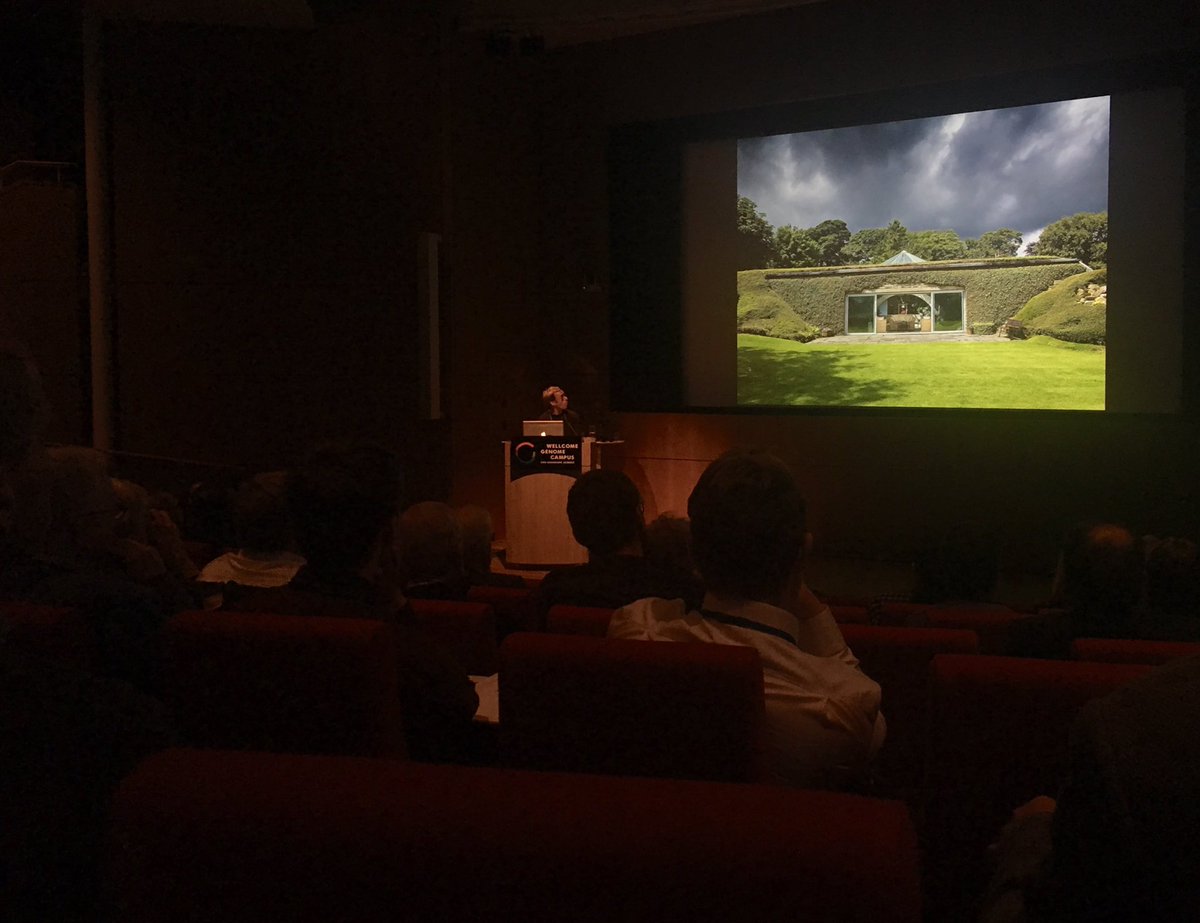 ChrisRedgrave1's tweet photo. Architectural Photographer James O. Davies at @AHFAP 'The Post-War Private House, a photographic narrative'. #ahfap https://t.co/1oCs9T0ylu