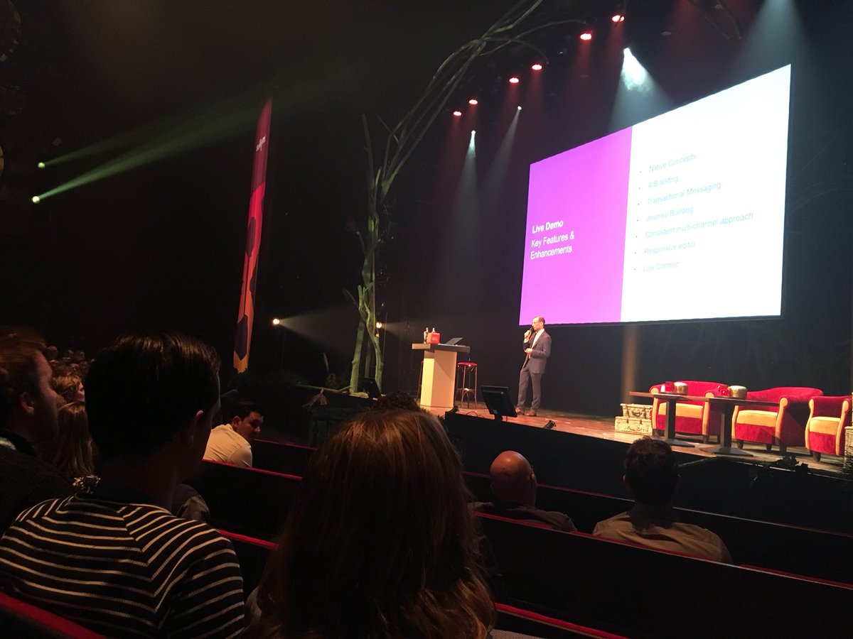 SelligentBNL's tweet photo. Exclusively for our #reconnect17  attendees: a live demo of our new platform by @lvanacken and @hanne_van_briel https://t.co/cI3SLkCuKS