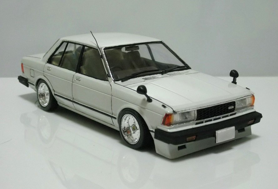 1/24 ブルーバード910 改造完成品　おまけケース付き 1/24 ブルーバード910 改造完成品 おまけケース付き - メルカリ