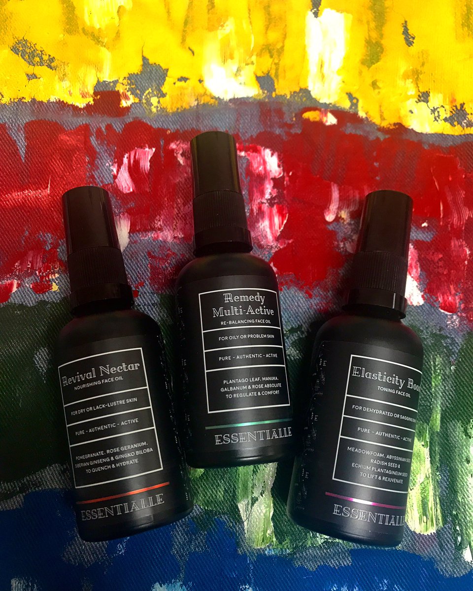 EssentialleSkin's tweet photo. Keep going! You're half-way to the weekend!🕺🏾#wednesdaywisdom #humpday #wellnesswednesday #280characters #essentiallemoments #essentialle #winteressentialle #winter #winterskincare #skincareroutine #hudabeauty https://t.co/AEIHFzTAzY