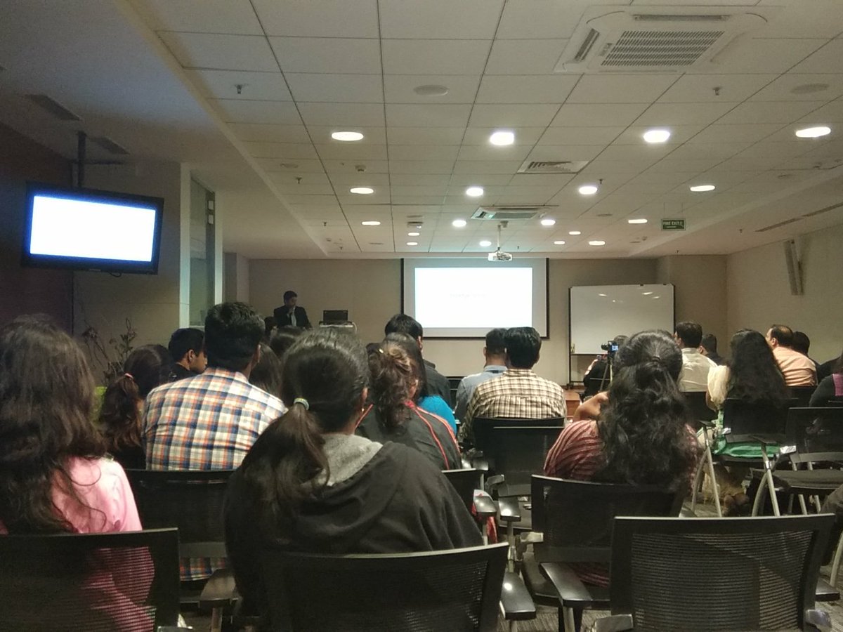 jaggs154's tweet photo. #PMCTHackathon https://t.co/Bh8kTyiASh
