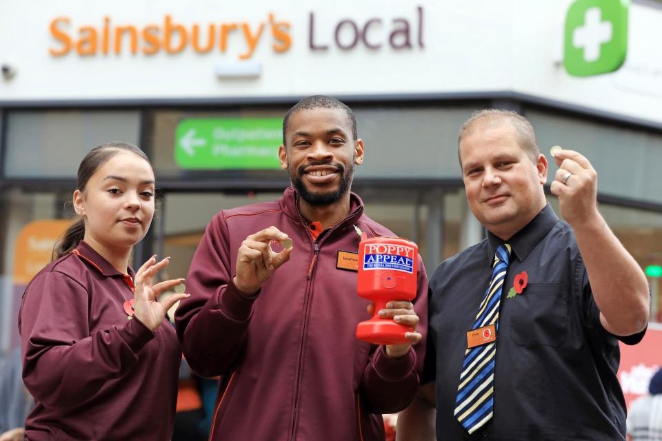 Sainsbury's News (@sainsburysnews) on Twitter photo Did you know you can donate your old £1 coins to the <a href="/PoppyLegion/">Royal British Legion</a> #PoppyAppeal at your local Sainsbury's? Did you know you can donate your old £1 coins to the <a href="/PoppyLegion/">Royal British Legion</a> #PoppyAppeal at your local Sainsbury's?