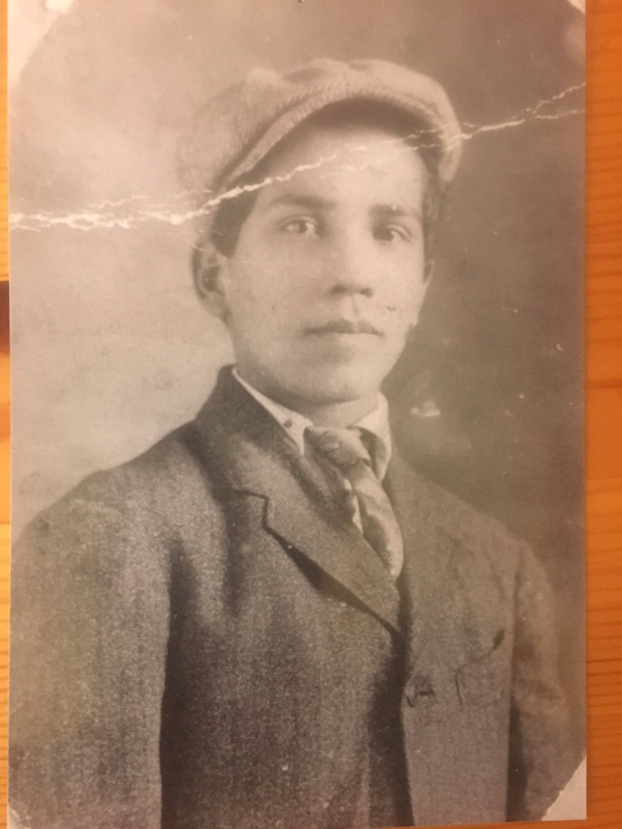 FNMI_SCDSB's tweet photo. National Aboriginal Veterans Day. Anushiik nii nzhiis (my uncle) Arnold Logan, 1st Battalion CEF from the Munsee-Delaware First Nation #munseeveteran #VeteransDay https://t.co/J3ZtF9EZ3M