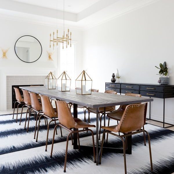 SketchInteriors's tweet photo. Light up your day with a Modernist brass chandelier by Boulanger!

#Boulanger #chandelier #interiordesign https://t.co/WRQlVFbxC3