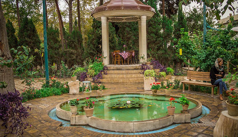 toranjtravel's tweet photo. #gardens #of #negarestan in #tehran
#iran #hotel #iran_tour_operator #iran_tour_travel #iran_tour_agency #iran_vacation #iran_adventure_tours https://t.co/yXTXb1GVJy