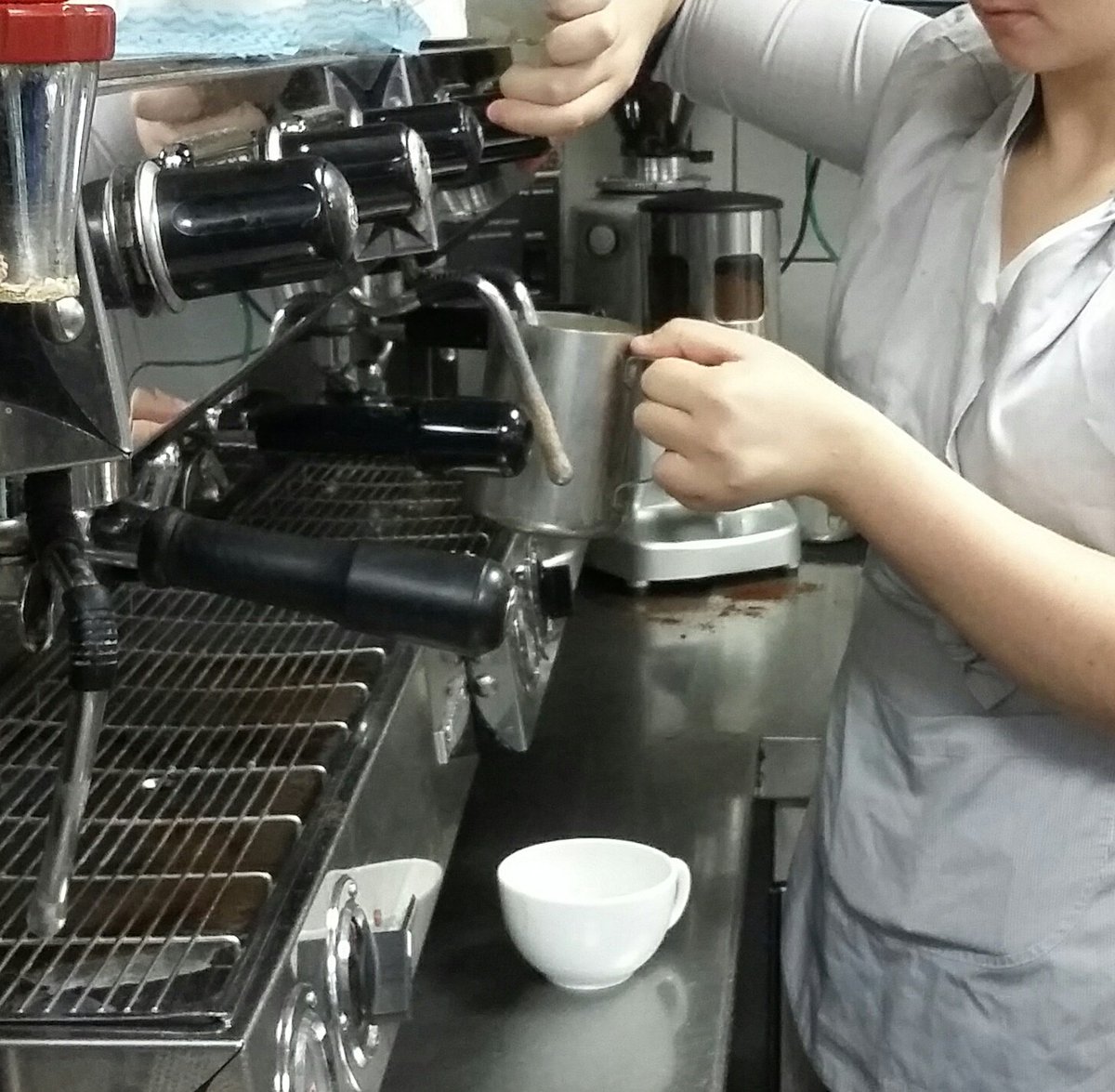 LDinternship's tweet photo. Today's #proud moment @SofitelLondonSJ 'interns add value to our business' #LDWorkWeek #supportedinternship  #learningdisability https://t.co/Oa6QBH2rrr