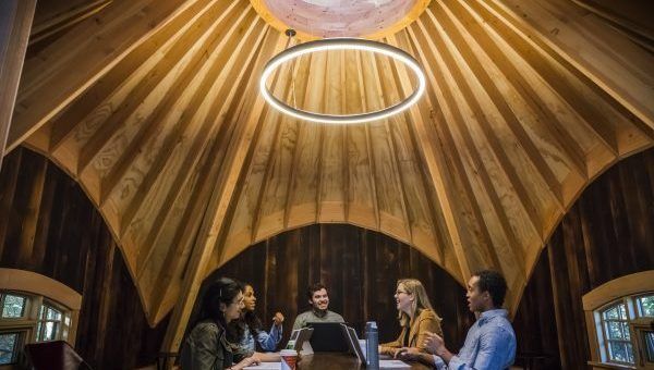 satori_events's tweet photo. À court d'idée pour votre prochaine réunion ? @microsoftfrance a choisi un lieu insolite : les arbres
https://t.co/DzgWY8xr74

 #eventprofs https://t.co/LucZBMQJno