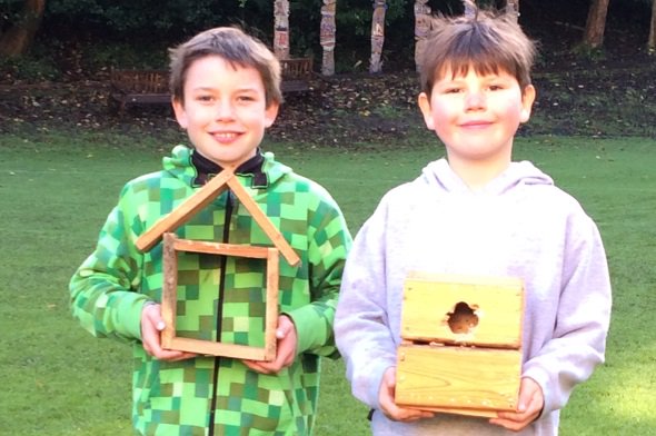 ParagonBath's tweet photo. On a lovely autumnal dayπ, we've been making bird boxes with @SwainswickExpl so the birds have somewhere cosy to nest! #TPOutdoorLearning https://t.co/HIA3NiZ9r2
