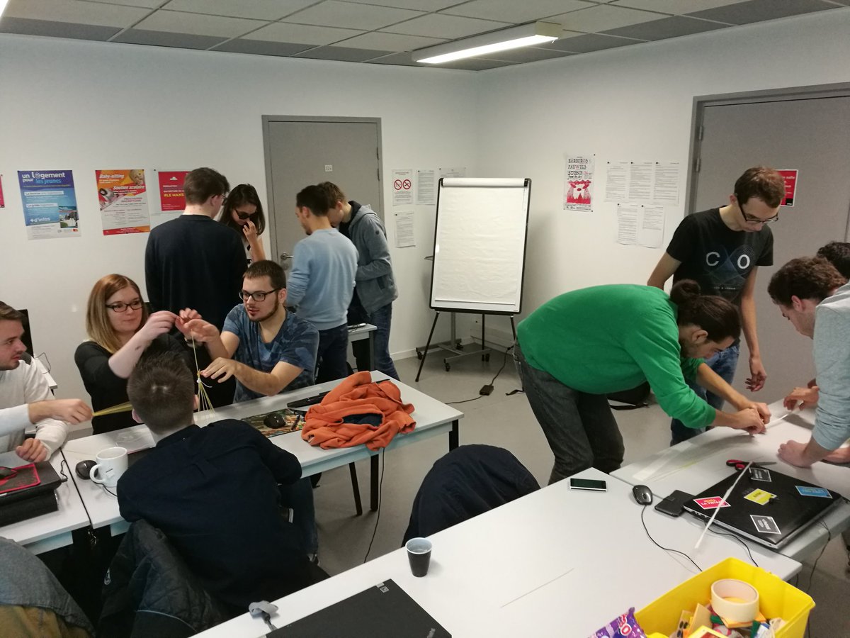 dansqueletatjer's tweet photo. Encore un #ChamallowChallenge avec @EcoleIMIE #LeMans https://t.co/eKs3kAU63U