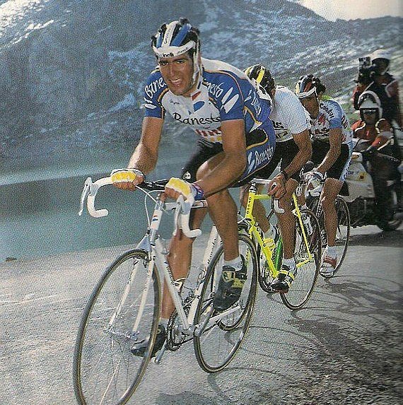 crstobalcabezas's tweet photo. #indurain, #lejarreta y #etxabe #vueltaaespaña 1991 #ciclismo #cycling #grandesrecuerdos #cristobalcabezas @laindurain @FundMIndurain @indurainfans https://t.co/bhU2bAFMx1