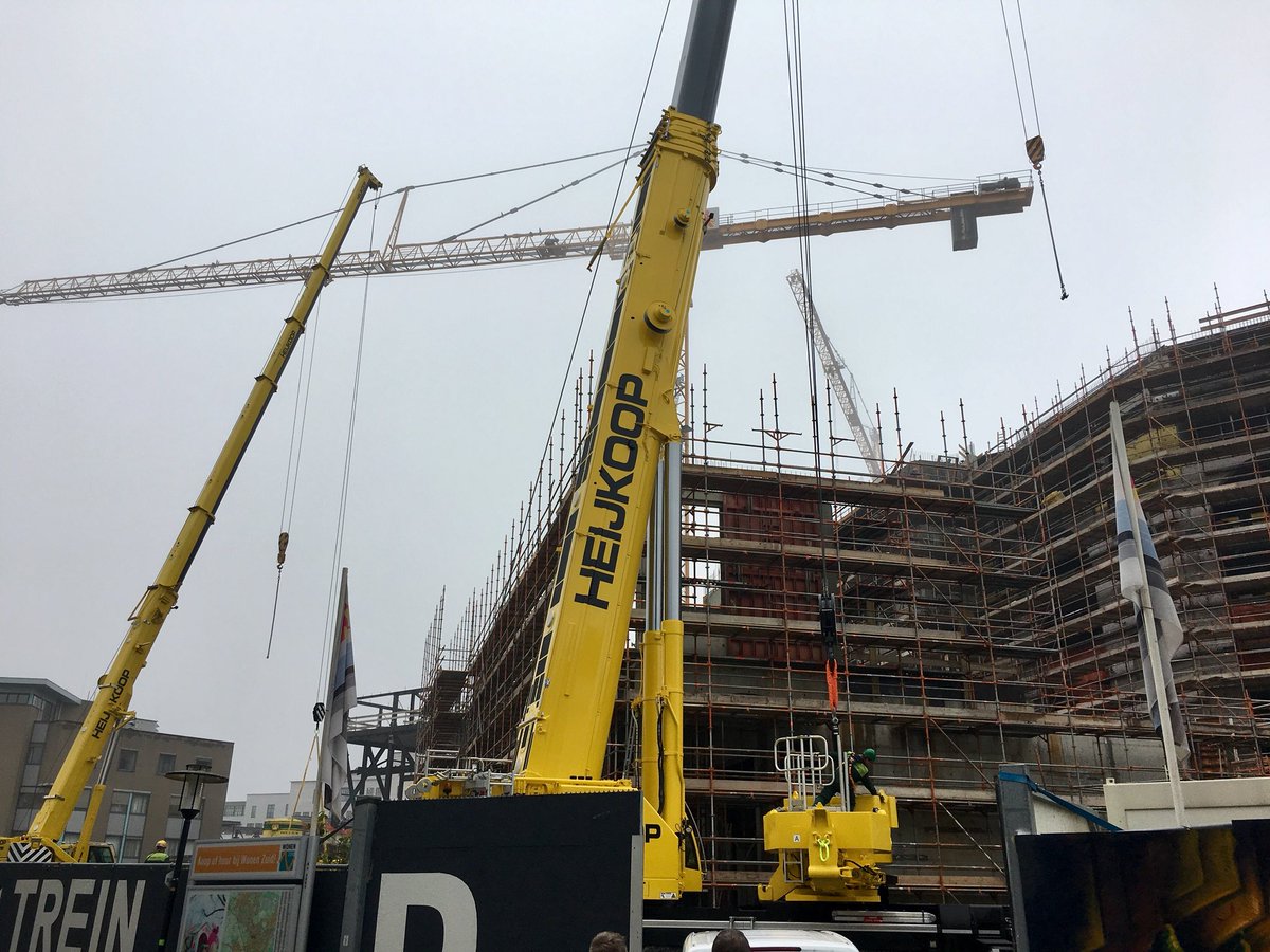 Kraan bouwen om kraan af te breken #Heerlen #Maankwartier