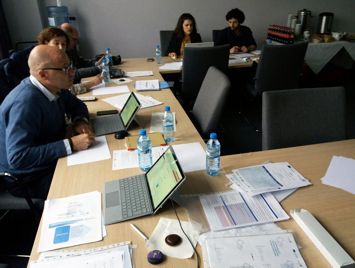 LeanCoEU's tweet photo. The five partners of #LeanCoEU @Fund_Laboral @ClusterHabitat @PW_edu @TIPEE_plateform #APCNavarra are satisfied with the advance of the their thrid meeting of the project. The platform will be ready soon! https://t.co/6ZSAQjmNXa