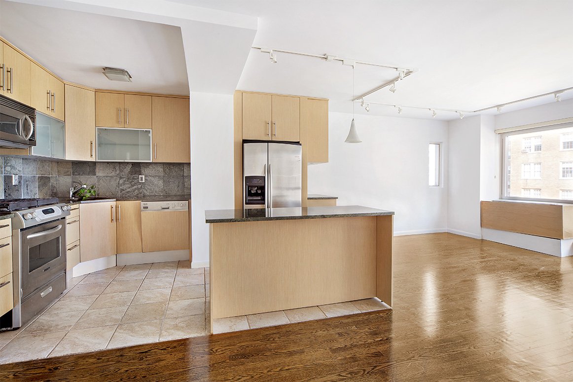 jlanyard's tweet image. JUST LISTED
14 East 96th Street, Apt 10. Condo 1,303 SQFT 2BR/2Bath
$1,750,000   OH Sun 11/5 1-2:30pm
#lanyardgrandelli #knowledgebrokers