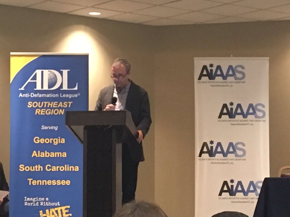 apadillagoodman's tweet photo. #uptothetask with @aiaasATL #learning to #standuptohate with Brendan Murphy and #bearingwitness https://t.co/tjRuZwyIth