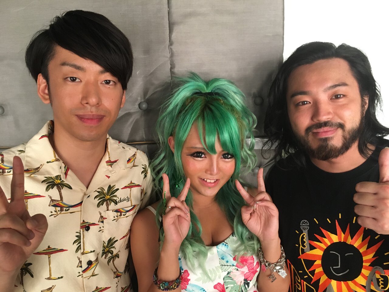 Maaachirin まーちりん 本日公開 Creepy Nuts R 指定 Dj松永 の新曲 だがそれでいい のpvに出演させて頂きました T Co A3evu8nvip 踊ってるところ見てね 撮っていただいたオフショット T Co Kdxfpvwypa Twitter