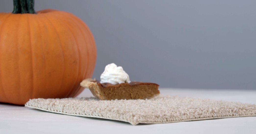 If you’re like us, #pumpkinpie is enjoyed all season long. Prepare for an accidental spill with #StainFirstAid >> bit.ly/2ypSzeU