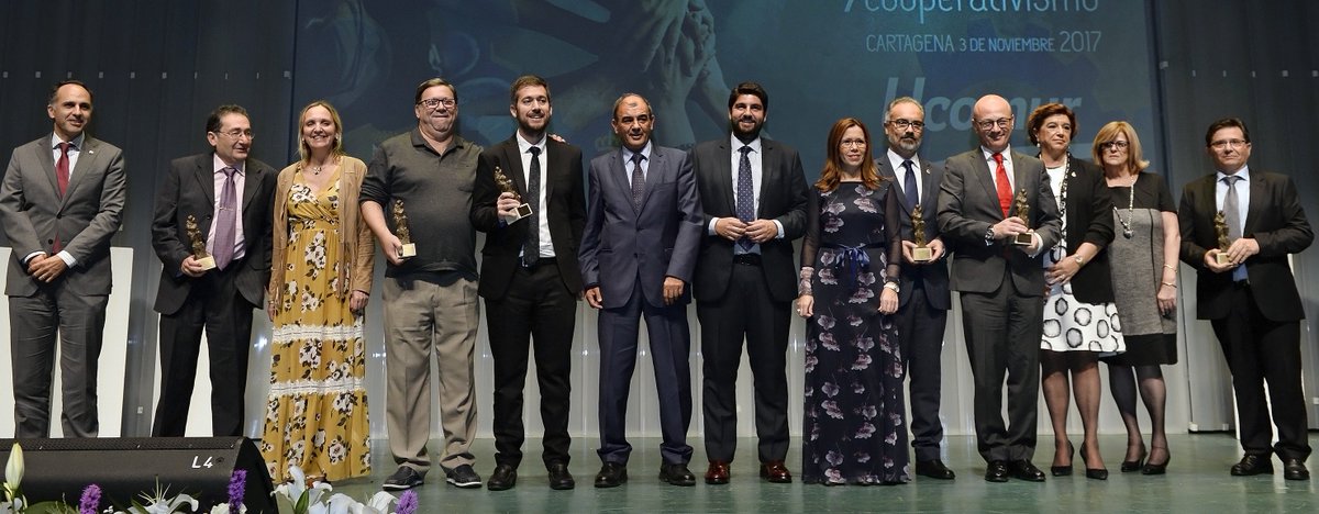 diarioSi's tweet photo. Las cooperativas, el modelo empresarial del futuro @ucomur #DMC17 https://t.co/zdxdPphKui https://t.co/5pHf4OOSSz