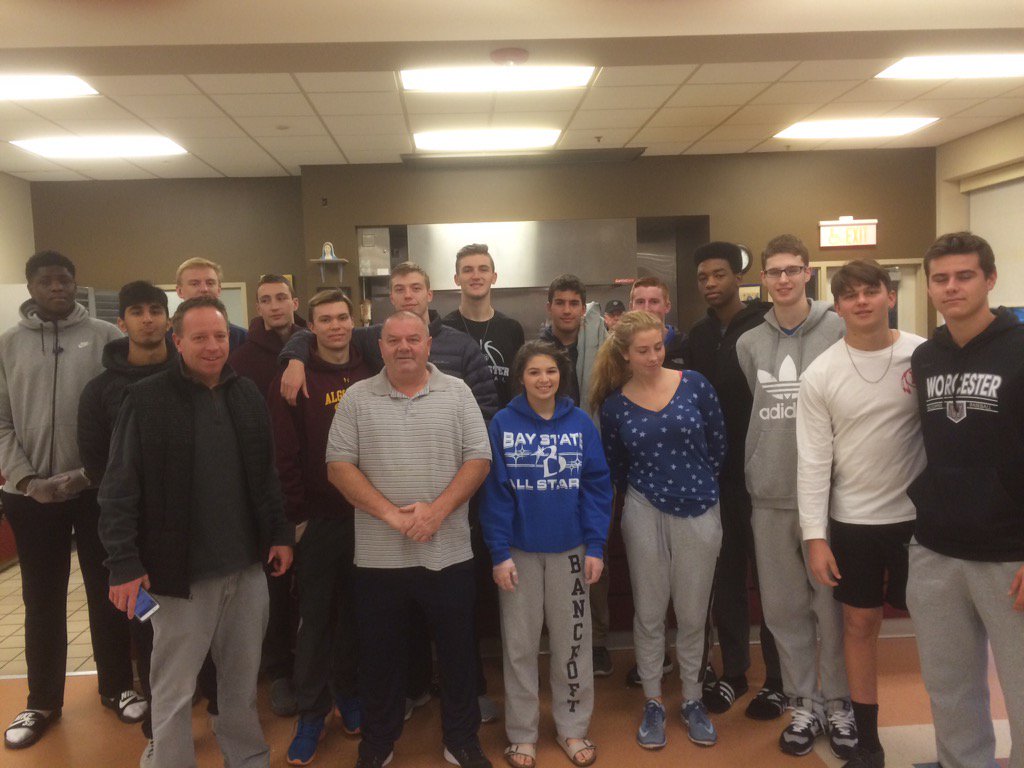 WA_VBB's tweet image. It's been a very fulfilling experience for #WABasketball in helping the people of Worcester all fall @WorcesterAcdmy