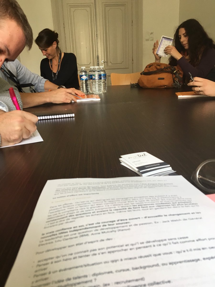 realitiel's tweet photo. La table ronde sur #FDELyon a été riche en échange sur l’état d’esprit de l’entrepreneur. Merci https://t.co/WLbpwPO8SX