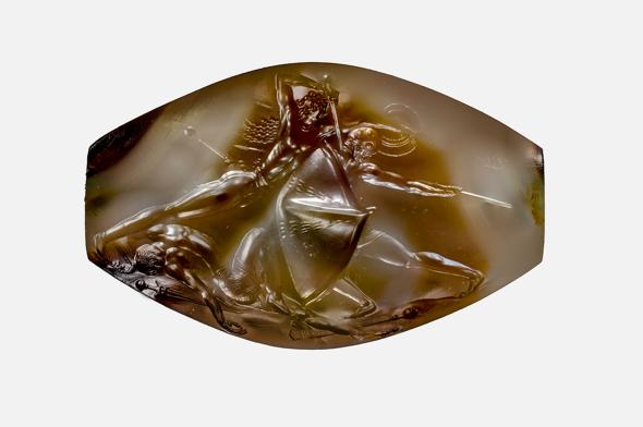Greeks_Abroad's tweet photo. Ancient Greek 'Masterpiece' Revealed on Thumb-Size Gem https://t.co/P15cSawZgj μέσω του χρήστη @NatGeo https://t.co/JgrUBA9aSX