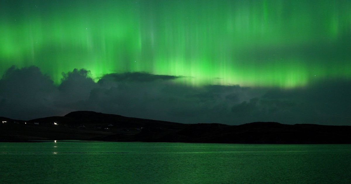 Watch stunning video of the Northern Lights on the Isle of Lewis dailyrecord.co.uk/news/scottish-… #aberdeen