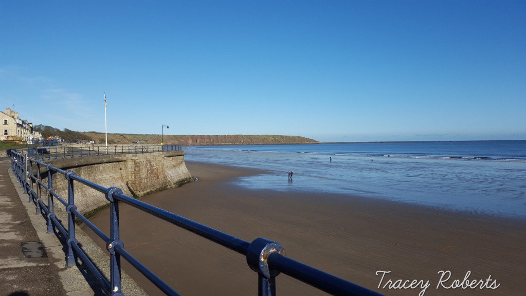 OfficialFiley's tweet image. The sun is shining in filey today #filey #yorkshire #photography #Autumn #bluesky