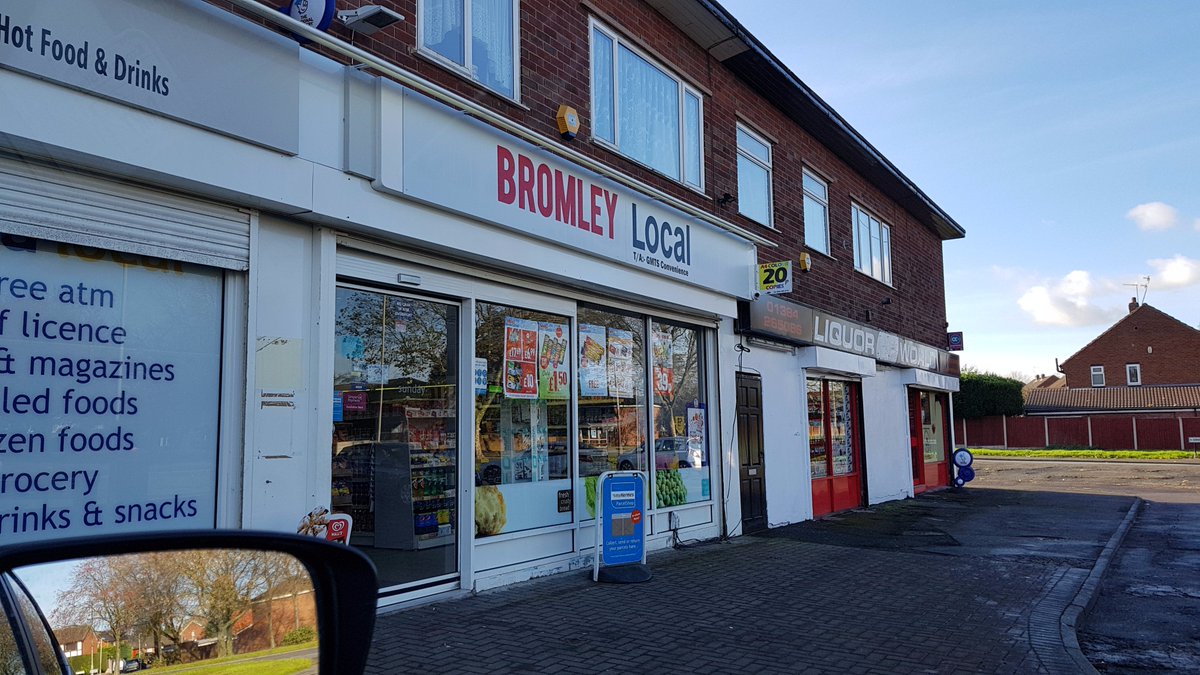 PowerforceMC31's tweet photo. RT if you think this retailer made a smart decision stocking #carlingpints10pack
10 for £10 At Bromley Local DY6 8TU
@PowerforceMCNSM @PowerforceMCFM2 @powerforceMCFM4 @powerforce @PowerforceGB @MolsonCoors @carling https://t.co/lQAnLnr0G3